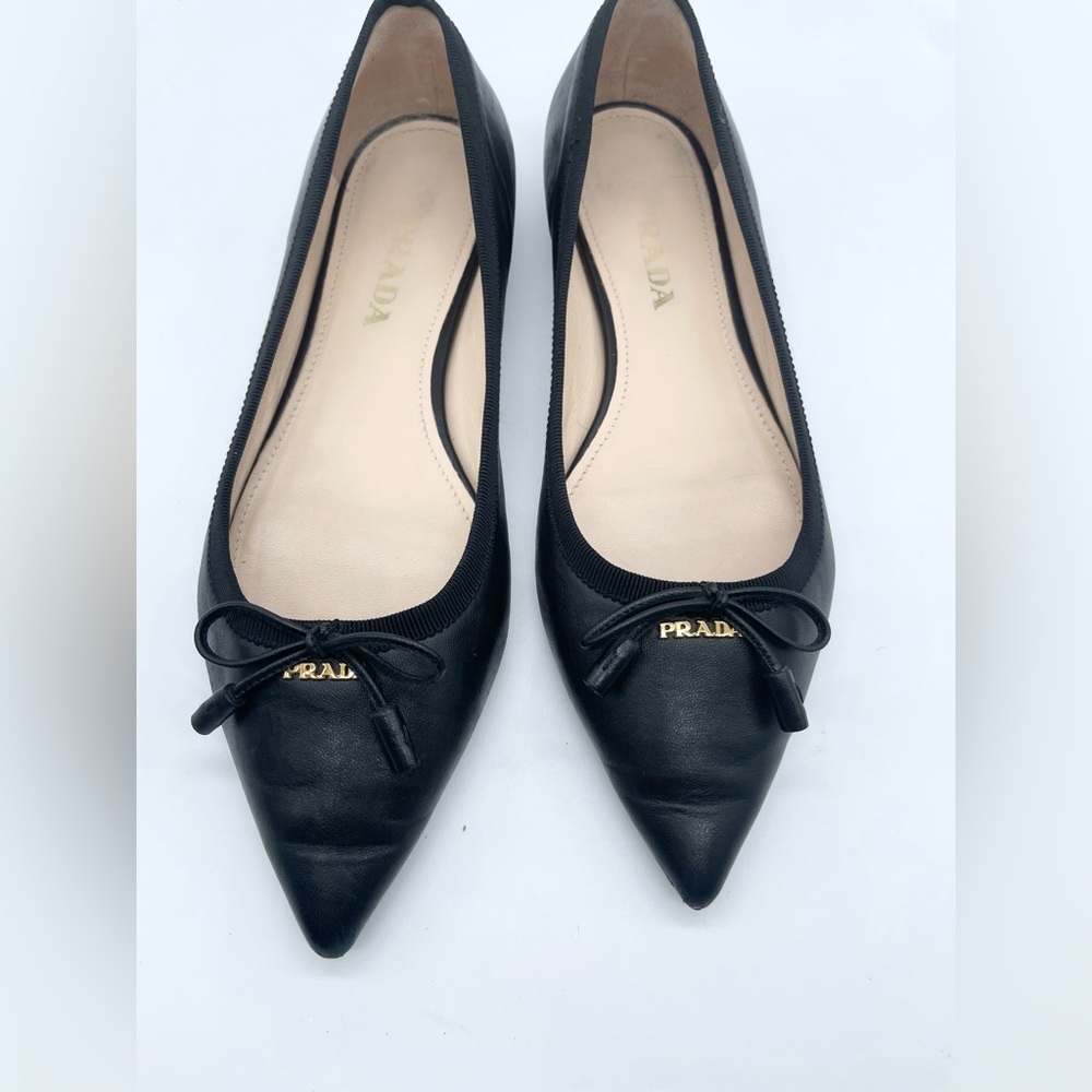 Prada Black leather pointed toe ballet flats 37.5 - Picture 11 of 11